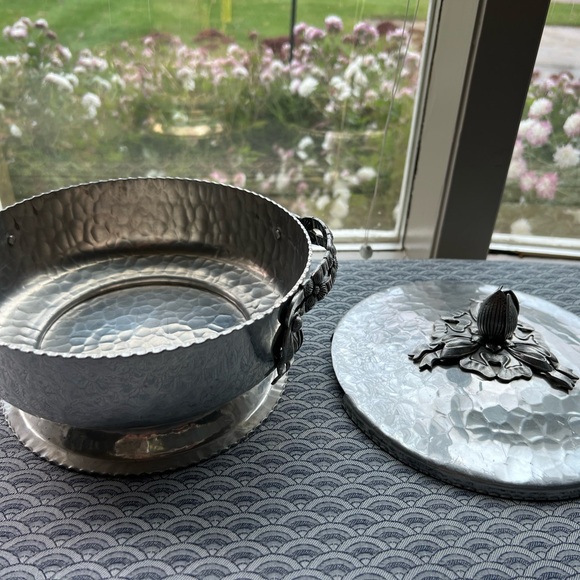 Vintage Rodney Kent 407 Hammered Aluminum Set of 2 - Picture 11 of 13